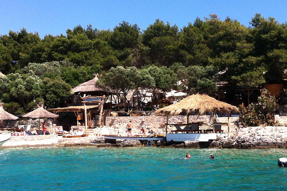 Private Tour to Hvar, Blue Lagoon and Trogir - Sugaman Tours