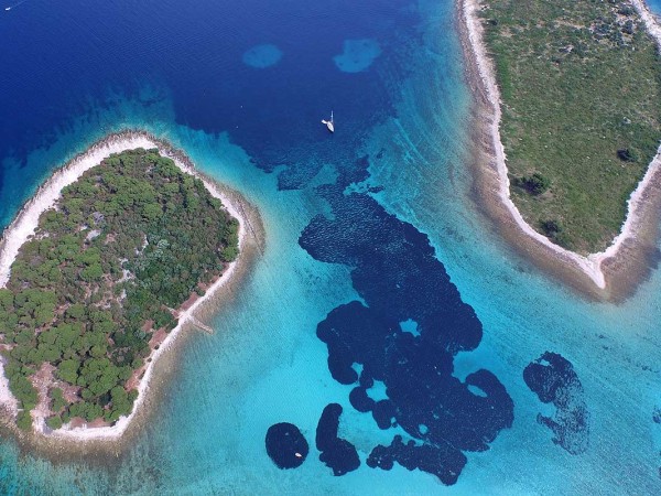 Krkanjasi islands, Blue lagoon