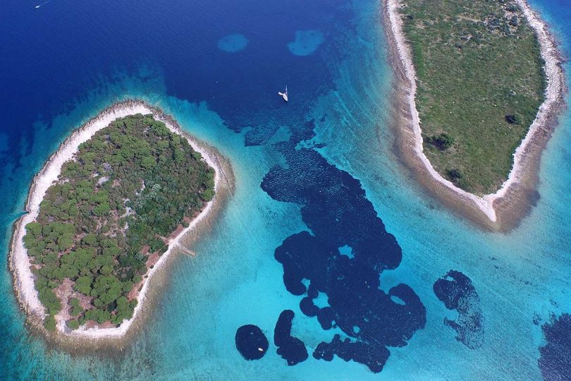 Krkanjasi islands, Blue lagoon