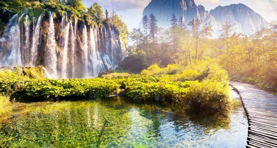 mountains and waterfalls on Plitvice